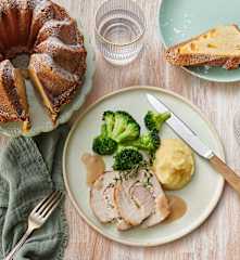 Menü: Gefülltes Schweinsnierstück mit Kartoffel-Pastinaken-Stampf, Mandarinen-Gugelhopf