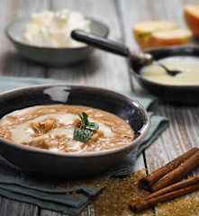 Jablková dobrota se slaným karamelem