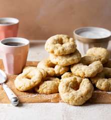 Roscos centenarios de manteca de Illar