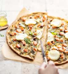Tarte fine de poireau au crottin de Chavignol et saumon