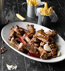 Costillas con salsa de café