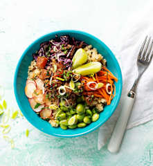 Bol de quinoa con atún marinado (Cocción de arroz)