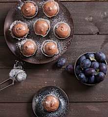 Muffiny bezglutenowe z musem śliwkowym