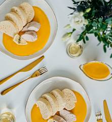 Kurczak po czesku a lá svíčková z knedlem