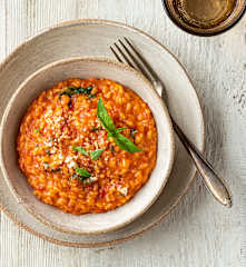 Risotto al pomodoro con basilico