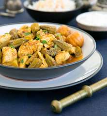 Chicken curry with okra (quwarman al dajaj)