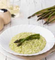 Risotto con crema di asparagi