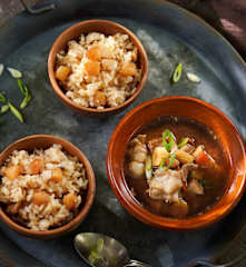 干貝炊飯和豬肉蔬菜味噌湯