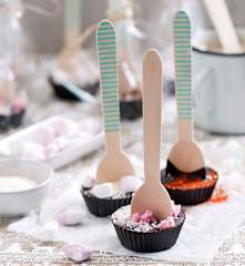 Cuillère à café de chocolat