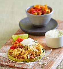 Cactus Cornbreads (Sopes) and Chicken