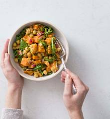 Salad khoai lang đậu gà