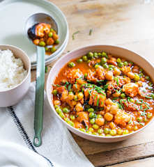 Ragoût de pois chiches, petits pois et poulpe