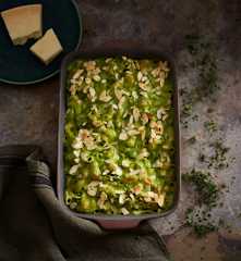 Massa com molho de legumes e queijo