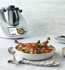 Yellow duck curry (Adam D'Sylva)
