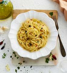 Spaghetti aglio, olio e peperoncino
