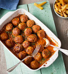Albóndigas con salsa de vino tinto
