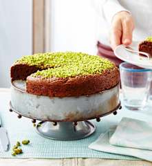 Gâteau choco-avocat-pistaches
