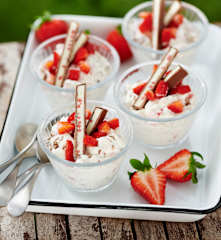 Blitz-Erdbeer-Schokodessert