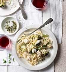 Pâtes crémeuses au poulet et brocoli