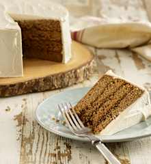 Pumpkin Spice Cake with Maple Buttercream