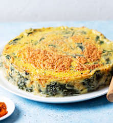 Pastel de patata con acelgas y bacalao
