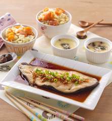 九層塔吻仔魚蒸蛋、紫蘇梅蒸鱈魚&薑黃藜麥地瓜飯