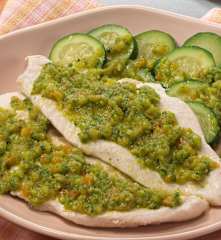 Poitrines de poulet et topping aux courgettes