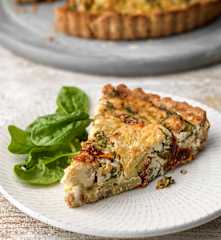 Vegan Sun-dried Tomato and Artichoke Quiche