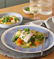 Wolfsbarsch mit Bouillon-Gemüse