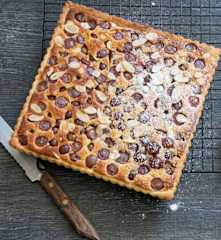 Grape bakewell tart