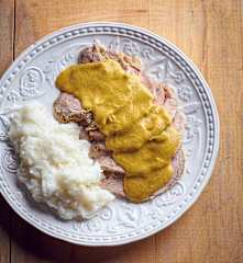 Manzo all'olio con polentina bianca