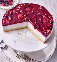 Rote-Grütze-Torte