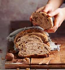 Pane valdostano noci, uvetta e fichi