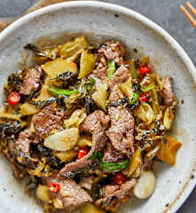 酸菜炒牛肉