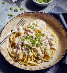 Spargelpasta in Bacon-Sahne-Sauce