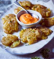 Quetsch-Kartoffeln mit scharfer Aioli
