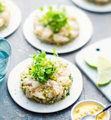 Tartare de bar aux fruits de la Passion