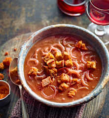 Rotwein-Zwiebelsuppe
