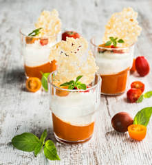 Paradeisergelee mit Fetacreme und Käsekeks