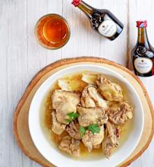Steamed Chicken With Herbal Liqueur