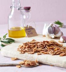 Ajos crujientes y aceite de ajo