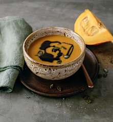 Kürbissuppe mit Paradeiser