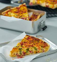 Paprika-Salami-Quiche