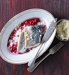 Saibling auf Rote-Rüben-Hirsotto