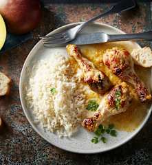 Pilons de poulet laqués à la mangue