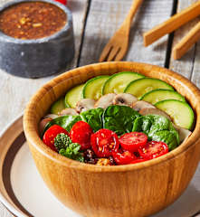 Quinoa bowl con hongos