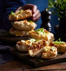 Mini-Tartelettes mit Mais, Hackfleisch und Süßkartoffel
