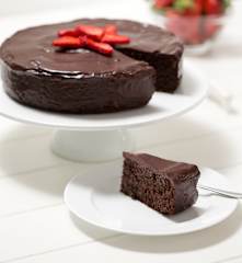 Torta caprese (flourless almond cake)