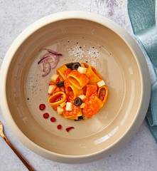 Calamarata con crema di peperoni