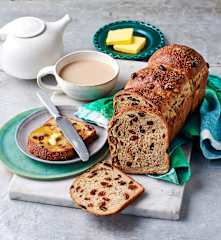 Spiced fruit loaf